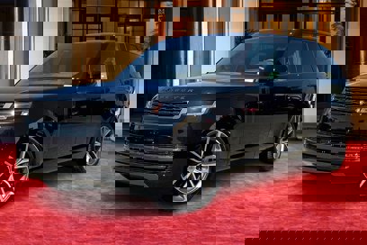 New 2025 Land Rover Range Rover SE