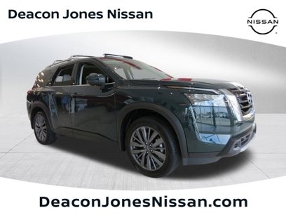 New 2025 Nissan Pathfinder SL w/ SL Premium Package