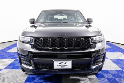 Used 2024 Jeep Grand Cherokee L Laredo