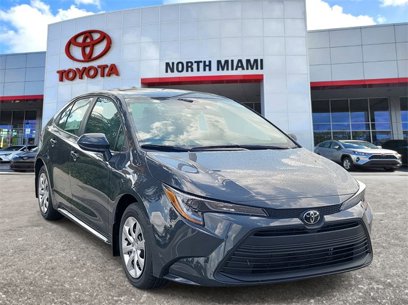 New 2025 Toyota Corolla LE