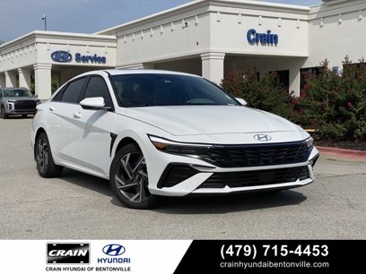 Used 2024 Hyundai Elantra SEL w/ Convenience Package