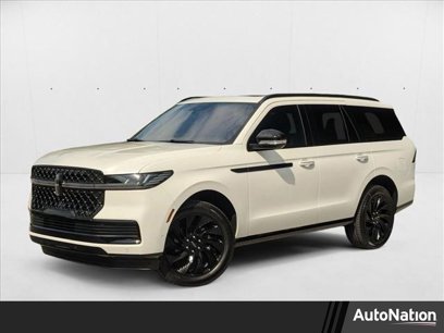 New 2025 Lincoln Navigator Reserve w/ Jet Appearance Package
