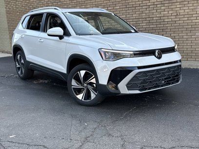 New 2025 Volkswagen Taos SE