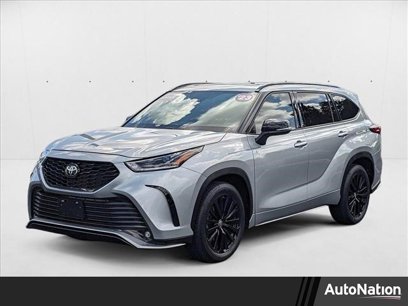 Used 2023 Toyota Highlander XSE