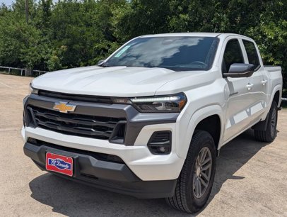 New 2025 Chevrolet Colorado LT w/ LT Convenience Package