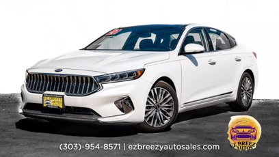 Used 2020 Kia Cadenza Technology