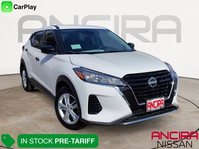 New 2025 Nissan Kicks Play S