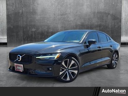 Used 2022 Volvo S60 B5 Momentum w/ Premium Package
