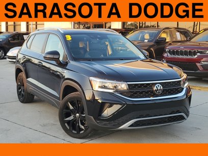 Used 2023 Volkswagen Taos SE w/ Panoramic Sunroof Package