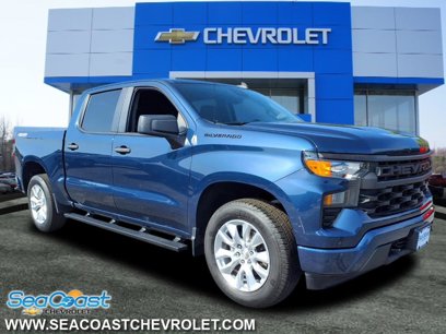 Certified 2022 Chevrolet Silverado 1500 Custom w/ LPO, Dark Essentials Package