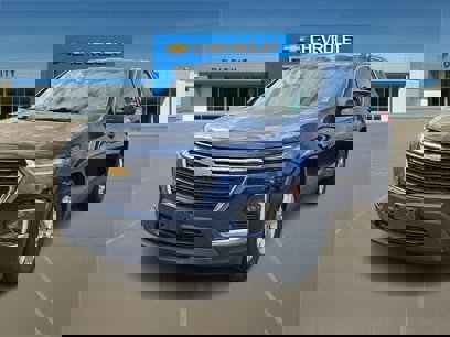 Used 2022 Chevrolet Traverse LS