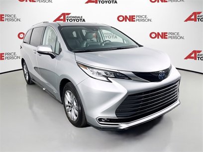 Certified 2021 Toyota Sienna Limited