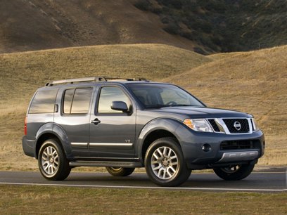 Used 2010 Nissan Pathfinder SE w/ SE Premium Journey Pkg