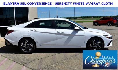 New 2025 Hyundai Elantra SEL