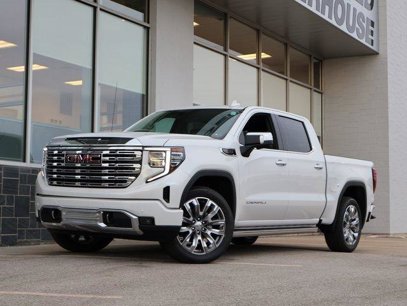 New 2025 GMC Sierra 1500 Denali w/ Denali Reserve Package