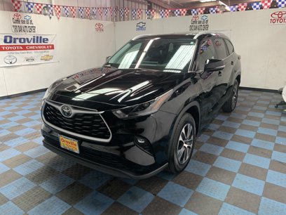 Used 2023 Toyota Highlander XLE