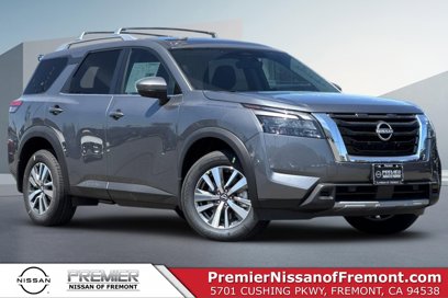 New 2025 Nissan Pathfinder SL