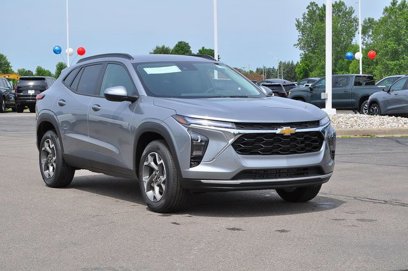 New 2025 Chevrolet Trax LT w/ Driver Confidence Package