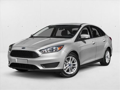 Used 2015 Ford Focus SE w/ SE Sport Package
