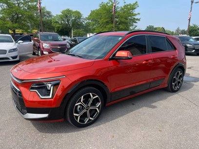 Used 2023 Kia Niro EX Touring