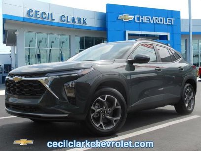 New 2025 Chevrolet Trax LT w/ Driver Confidence Package