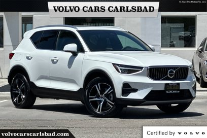 Certified 2025 Volvo XC40 B5 Core
