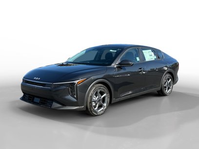 New 2025 Kia K4 LXS