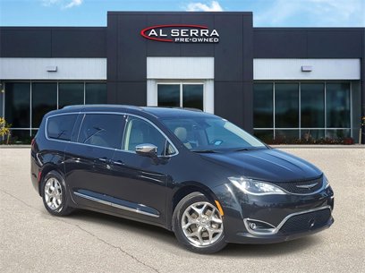 Used 2019 Chrysler Pacifica Limited