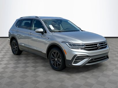 Used 2024 Volkswagen Tiguan SE