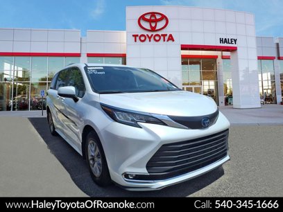 Certified 2023 Toyota Sienna XLE