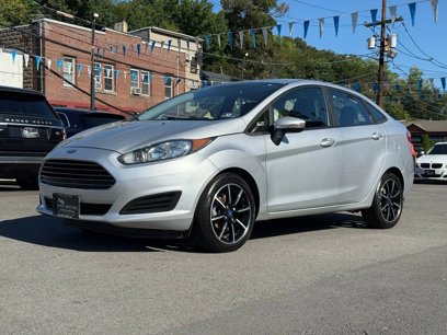 Used 2015 Ford Fiesta SE