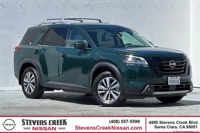 Used 2022 Nissan Pathfinder SL w/ SL Black Package