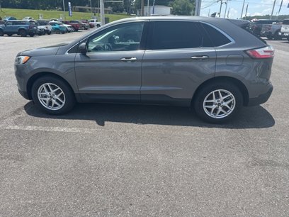 Used 2022 Ford Edge SEL