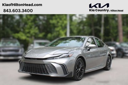 Used 2025 Toyota Camry SE