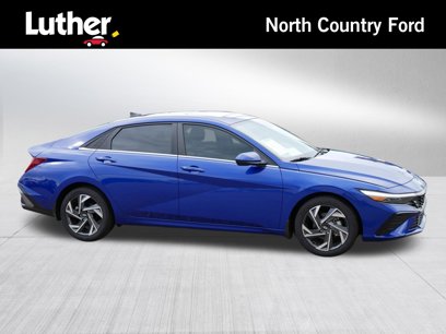 Used 2024 Hyundai Elantra SEL w/ Convenience Package