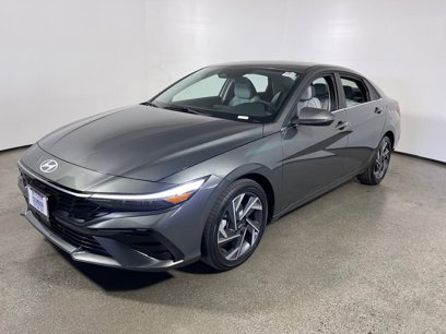 New 2025 Hyundai Elantra Limited
