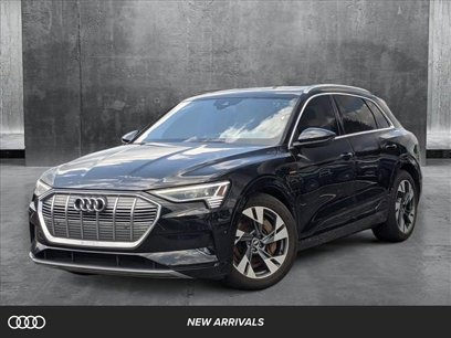 Certified 2022 Audi e-tron Premium Plus w/ Premium Plus Package