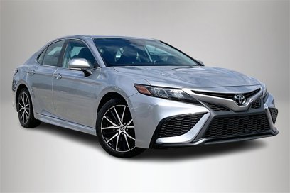 Used 2023 Toyota Camry SE