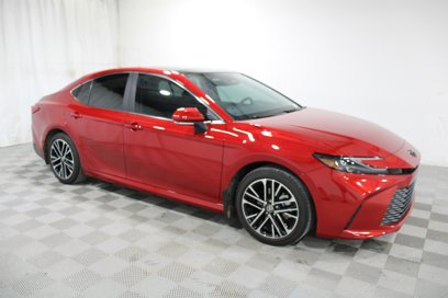 Used 2025 Toyota Camry XLE
