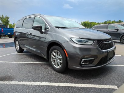 Used 2022 Chrysler Pacifica Touring-L