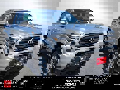 New 2025 Toyota Tacoma SR5