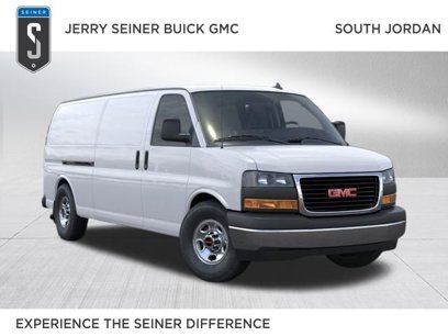 New 2025 GMC Savana 3500 Extended