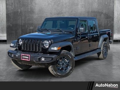 Used 2023 Jeep Gladiator Sport w/ Trailer Tow Package