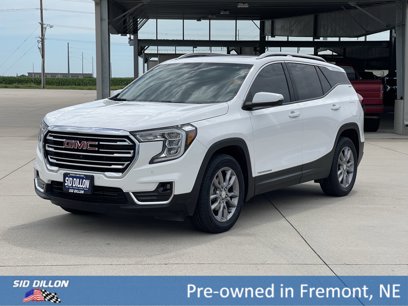 Used 2022 GMC Terrain SLT w/ Infotainment Package II