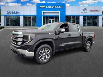 New 2025 GMC Sierra 1500 SLE w/ X31 Off-Road Package
