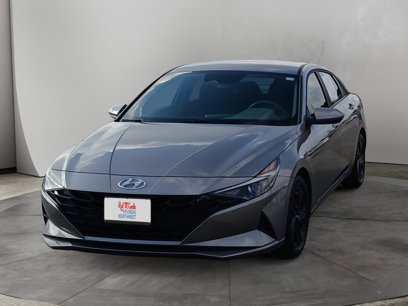 Certified 2022 Hyundai Elantra Blue