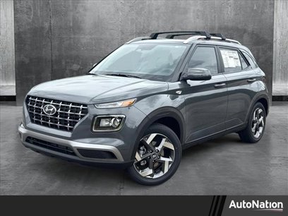 New 2025 Hyundai Venue SEL