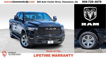 New 2025 RAM 1500 4x4 Crew Cab