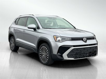 New 2025 Volkswagen Taos SE