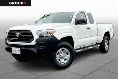 Used 2017 Toyota Tacoma SR